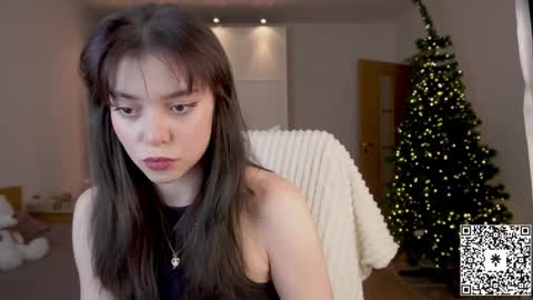 Snapshot of lilyewing_ chatting on December 16, 2024, 3:43 pm Lily   online show from December 16, 2024, 3:43 pm