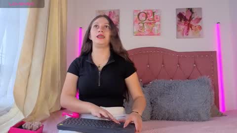 Lily online show from October 6, 2025, 12:46 pm