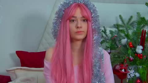 Snapshot of lilylanses chatting on December 4, 2025, 10:57 am Lily online show from December 4, 2025, 10:57 am