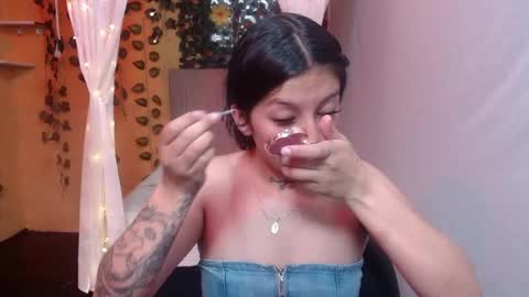 Snapshot of lilymoon_018 chatting on July 2, 2026, 1:50 pm lilymoon_018 online show from July 2, 2026, 1:50 pm
