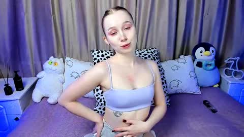 Snapshot of lilystarlight chatting on February 13, 2025, 7:45 am Lilian online show from February 13, 2025, 7:45 am
