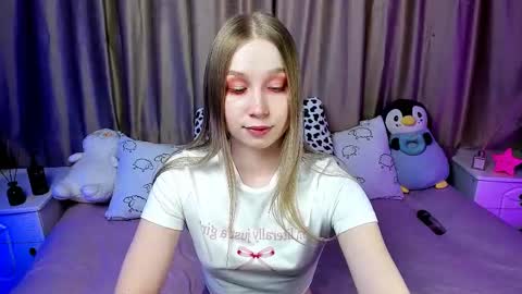 Snapshot of lilystarlight chatting on February 25, 2025, 6:36 am Lilian online show from February 25, 2025, 6:36 am