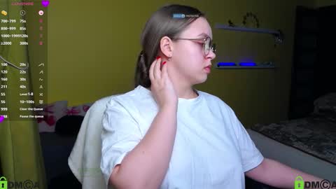 Lily online show from January 17, 2026, 6:00 pm