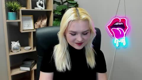 Lily online show from April 2, 2026, 1:31 pm