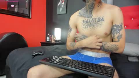 Snapshot of lilyth_adam chatting on December 19, 2025, 7:54 pm Lilythadam online show from December 19, 2025, 7:54 pm