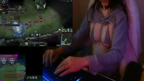 Snapshot of lilythrone chatting on February 17, 2026, 11:29 am Lily Rone online show from February 17, 2026, 11:29 am