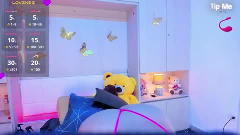 Snapshot of lilywhitee1 chatting on February 12, 2026, 12:16 am lilywhitee1 online show from February 12, 2026, 12:16 am