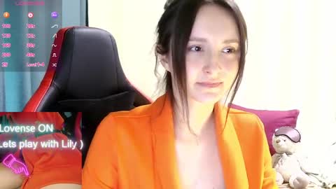 LilyXSky online show from April 3, 2026, 10:46 am