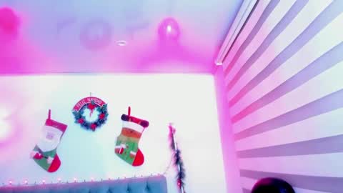  Lina Bedoya  online show from December 22, 2024, 10:28 am