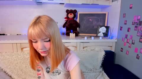 Lina blueeyed    GMT3 1100-1700 Mon Wed Thu Sat Sun online show from January 31, 2025, 6:35 am