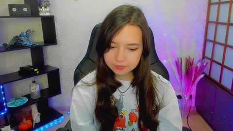 Snapshot of lina_brownie chatting on December 29, 2024, 2:17 am Lina online show from December 29, 2024, 2:17 am