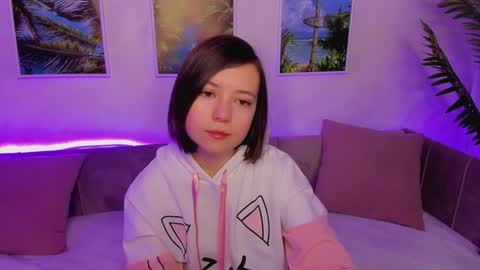 Snapshot of lina_brownie chatting on January 20, 2025, 2:01 am Lina online show from January 20, 2025, 2:01 am