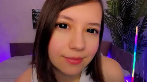 Snapshot of lina_brownie chatting on March 8, 2025, 5:07 am Lina online show from March 8, 2025, 5:07 am