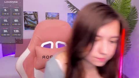 Snapshot of lina_brownie chatting on September 19, 2025, 2:46 am Lina online show from September 19, 2025, 2:46 am