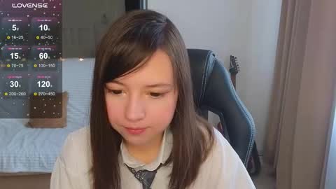 Snapshot of lina_brownie chatting on October 21, 2025, 3:51 am Lina online show from October 21, 2025, 3:51 am