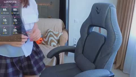 Lina online show from April 4, 2026, 8:56 am