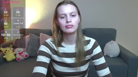 lina_bush online show from December 18, 2024, 6:03 pm