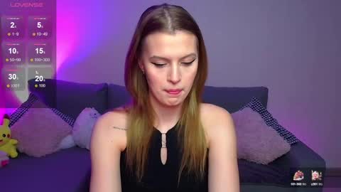 lina_bush online show from February 28, 2025, 2:20 pm