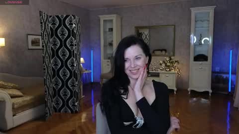 Snapshot of lina_flore chatting on April 30, 2026, 8:37 pm lina_flore online show from April 30, 2026, 8:37 pm