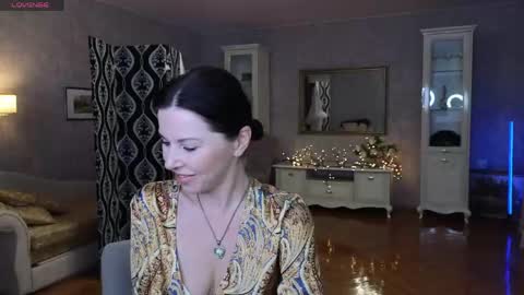 Snapshot of lina_flore chatting on May 5, 2026, 8:17 pm lina_flore online show from May 5, 2026, 8:17 pm