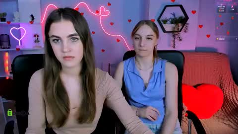 lina_fox12 online show from March 18, 2026, 1:25 pm