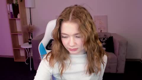 Lina online show from March 11, 2025, 3:37 am