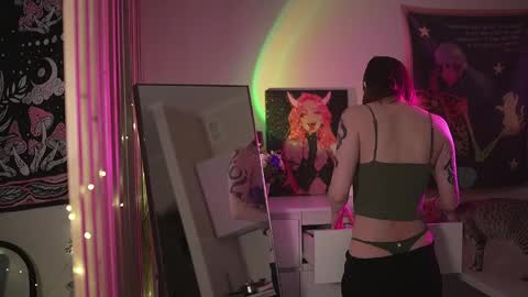 Snapshot of lina_n_kitty chatting on February 25, 2026, 4:22 am Lina - online show from February 25, 2026, 4:22 am