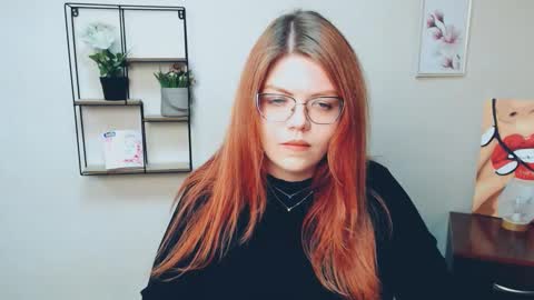 lina_ri online show from October 21, 2025, 3:57 pm