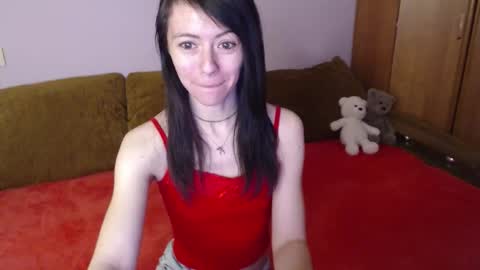 Snapshot of lina_rouge_ chatting on March 4, 2026, 5:02 am Lina Rouge online show from March 4, 2026, 5:02 am