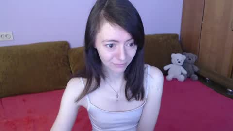 Snapshot of lina_rouge_ chatting on May 12, 2026, 5:04 am Lina Rouge online show from May 12, 2026, 5:04 am