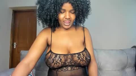Snapshot of lina_sexy58 chatting on October 24, 2025, 9:17 am lina sexy58 online show from October 24, 2025, 9:17 am