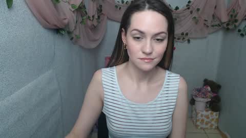 Lina online show from January 16, 2025, 9:48 am