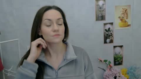 Lina online show from January 7, 2026, 6:16 am