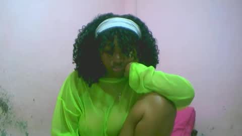 linah1123 online show from October 27, 2025, 1:53 am