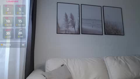 Lina online show from November 8, 2025, 6:35 am