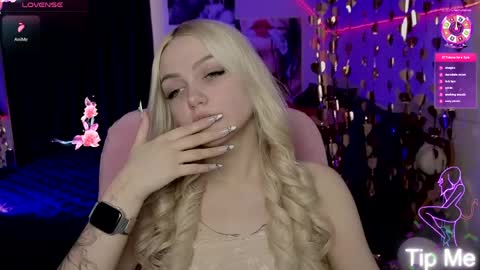 I am Lina online show from April 8, 2026, 10:04 am