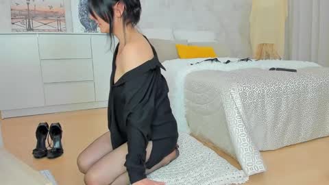 Snapshot of linapearl chatting on February 5, 2025, 11:12 am Lina Fanslymysensualworld online show from February 5, 2025, 11:12 am
