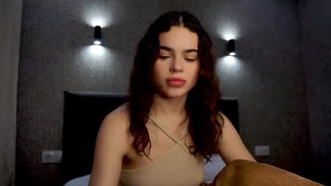 Snapshot of linda_clarsss chatting on December 3, 2025, 1:09 pm Linda online show from December 3, 2025, 1:09 pm