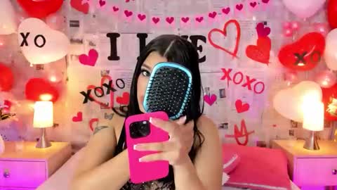 Linda Fosterr online show from February 16, 2026, 7:32 pm