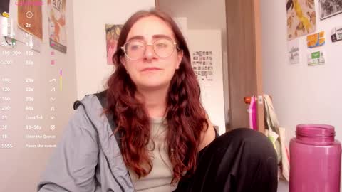 Giggles  online show from March 21, 2026, 3:48 pm