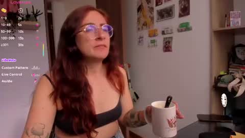 Snapshot of linda_giggle chatting on June 17, 2026, 1:01 pm Giggles online show from June 17, 2026, 1:01 pm