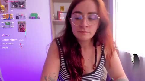 Snapshot of linda_giggle chatting on July 5, 2026, 9:55 pm Giggles online show from July 5, 2026, 9:55 pm