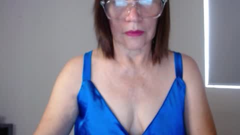 Linda Hanna online show from November 12, 2025, 2:06 pm