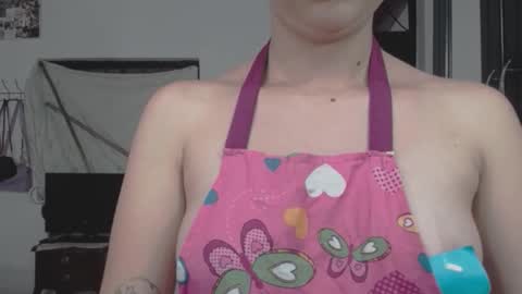 Snapshot of linda_naomi chatting on February 21, 2026, 10:22 pm naomi online show from February 21, 2026, 10:22 pm