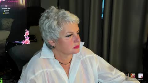 Snapshot of linda_zefir chatting on May 14, 2026, 9:27 am Linda Zefir online show from May 14, 2026, 9:27 am