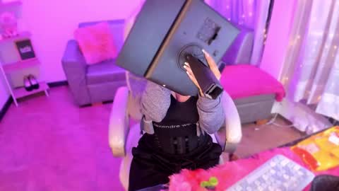 linda miller online show from January 11, 2025, 4:59 am