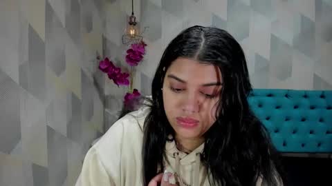    online show from October 28, 2025, 12:09 pm