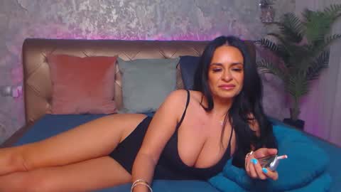 Snapshot of lindacarter9 chatting on September 16, 2025, 9:16 pm Linda online show from September 16, 2025, 9:16 pm