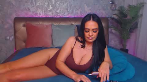 Snapshot of lindacarter9 chatting on September 30, 2025, 2:05 am Linda online show from September 30, 2025, 2:05 am