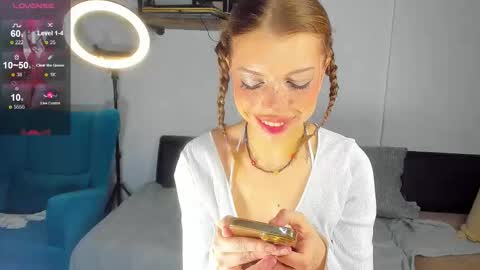 Snapshot of lindacrystalofc chatting on September 26, 2025, 6:12 pm happy new year online show from September 26, 2025, 6:12 pm